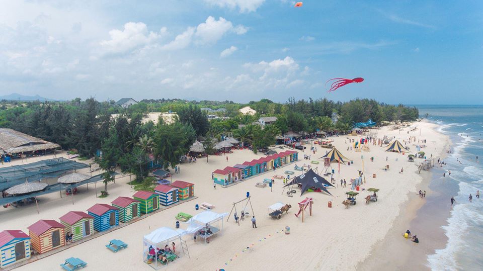 Bãi biển Cam Bình - La Gi: Nơi hấp dẫn du khách bên bờ biển xinh đẹp