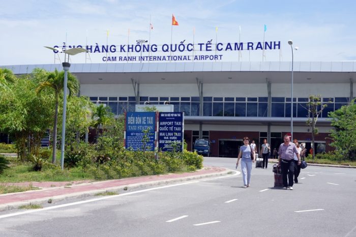 Thuê Xe Từ Sân Bay Cam Ranh Đi Mũi Né Phan Thiết