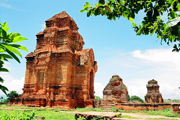 Tháp Chăm Poshanư Phan Thiết - Dấu Ấn Vương Quốc Chămpa Cổ