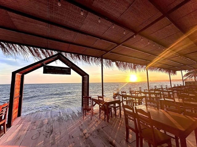 View Biển Tuyệt Đẹp - Ngắm Hoàng Hôn Lãng Mạn