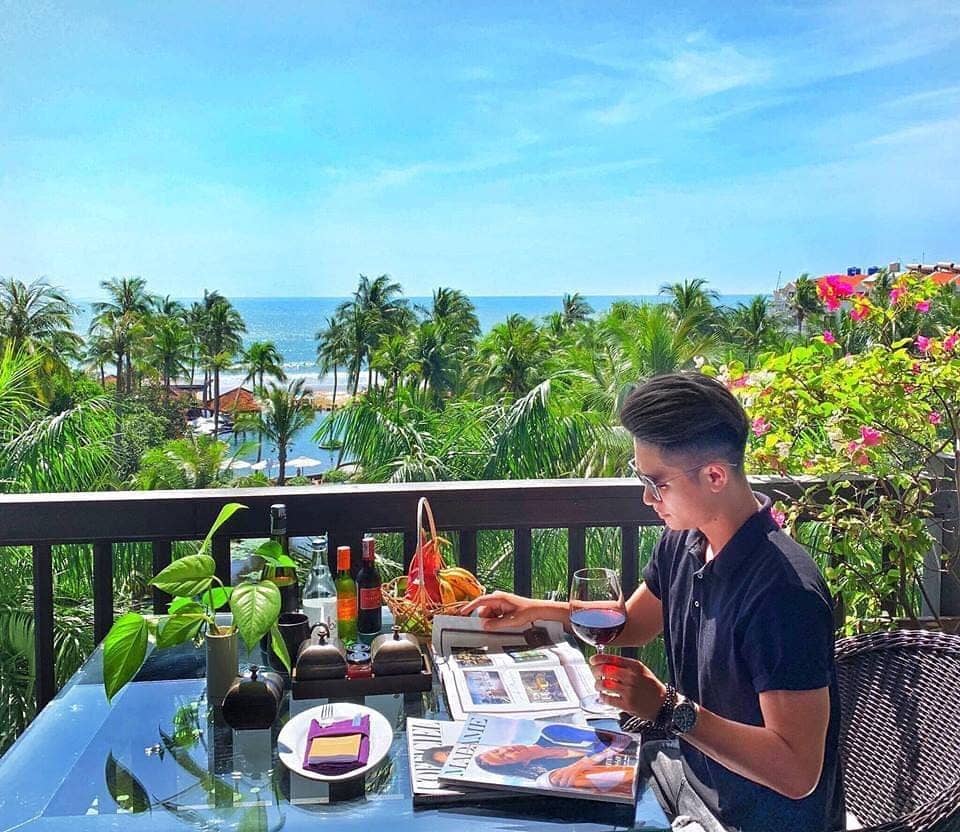Trải Nghiệm Kỳ Nghỉ Hoàn Hảo tại Anantara Mũi Né Resort với Dịch Vụ Xe Limousine Hạng Sang