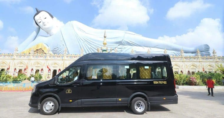 Xe Ford Transit Premium All New (Thế hệ mới nhất)