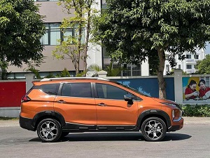 HCMC TO MUI NE 7 SEAT CAR (Medium Form)