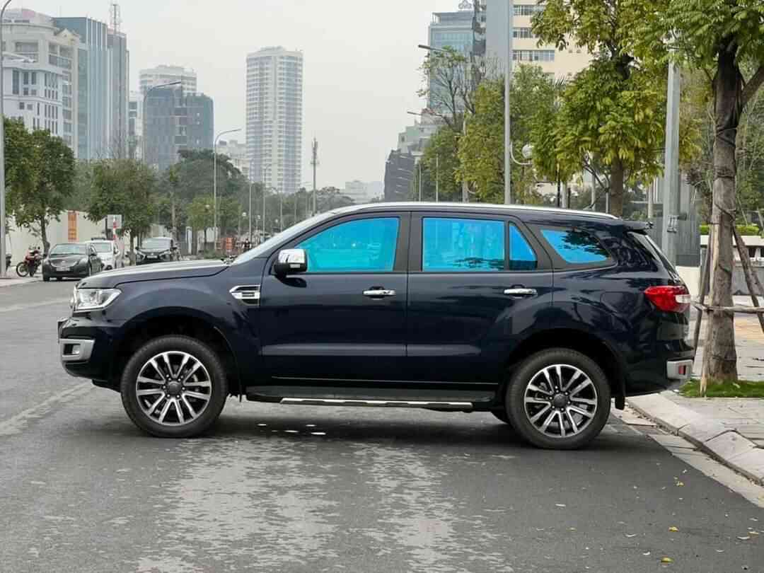  Giá thuê xe 7 chỗ tự lái dòng Ford