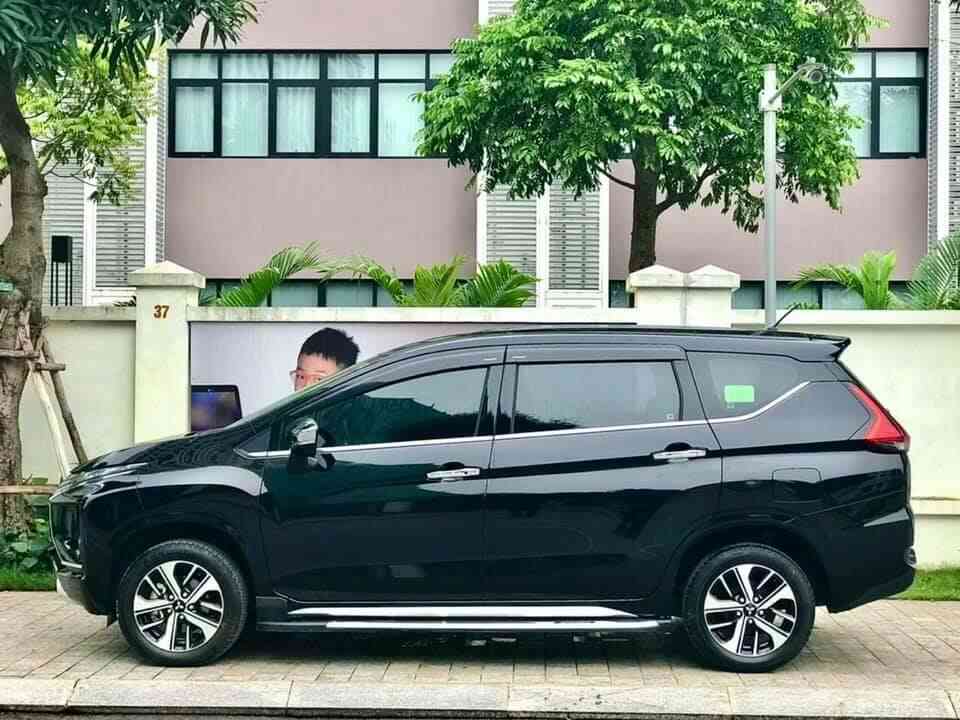 Giá thuê xe 7 chỗ tự lái dòng Mitsubishi