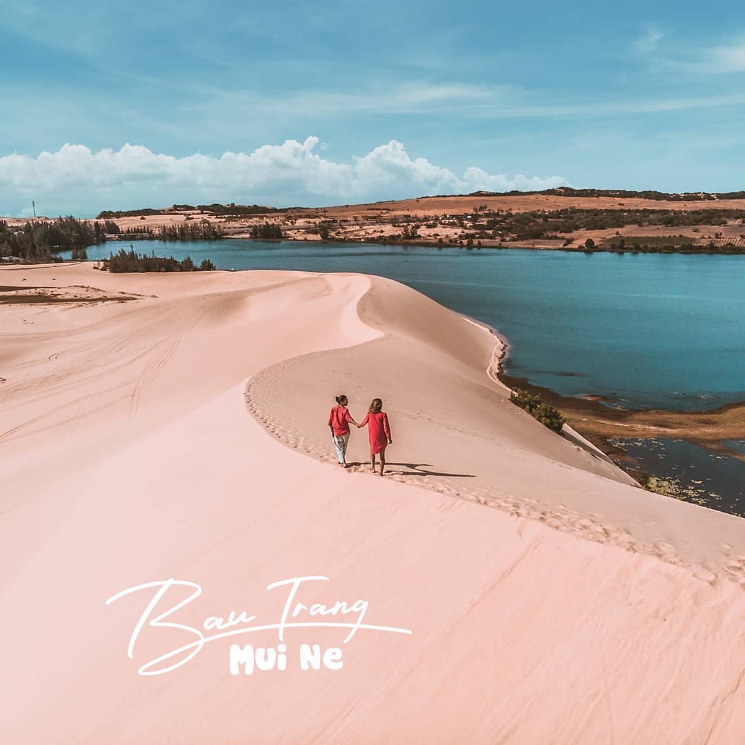 Bau Trang (White Sand Dunes)