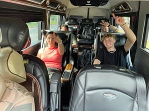 Limousine Mui Ne to Saigon 9 Seater