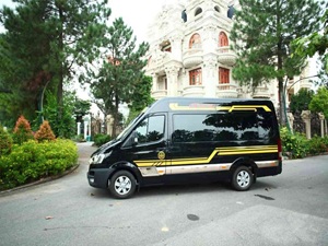 Limousine An Giang to HCMC 9 Seater