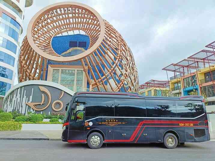  Dcar Limousine 15-19-28 chỗ - Đẳng cấp cho đoàn lớn