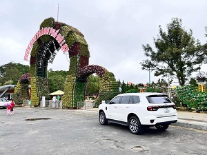 Private car from HCMC to Dalat (7 Seater)