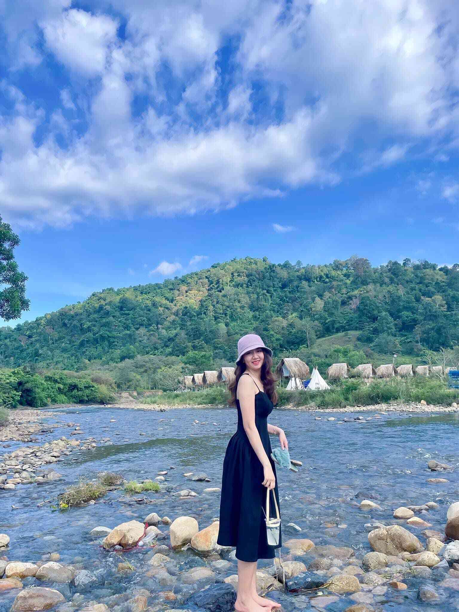 Tận hưởng sự yên tĩnh và thanh bình tại La Ngâu Rock Stream