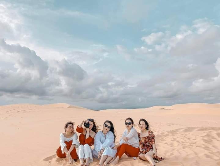 Đồi cát trắng (Bàu Sen) Mũi Né, Phan Thiết