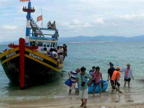 Giới thiệu tour đặc biệt - câu Cá, câu Mực cùng ngư dân Mũi Né