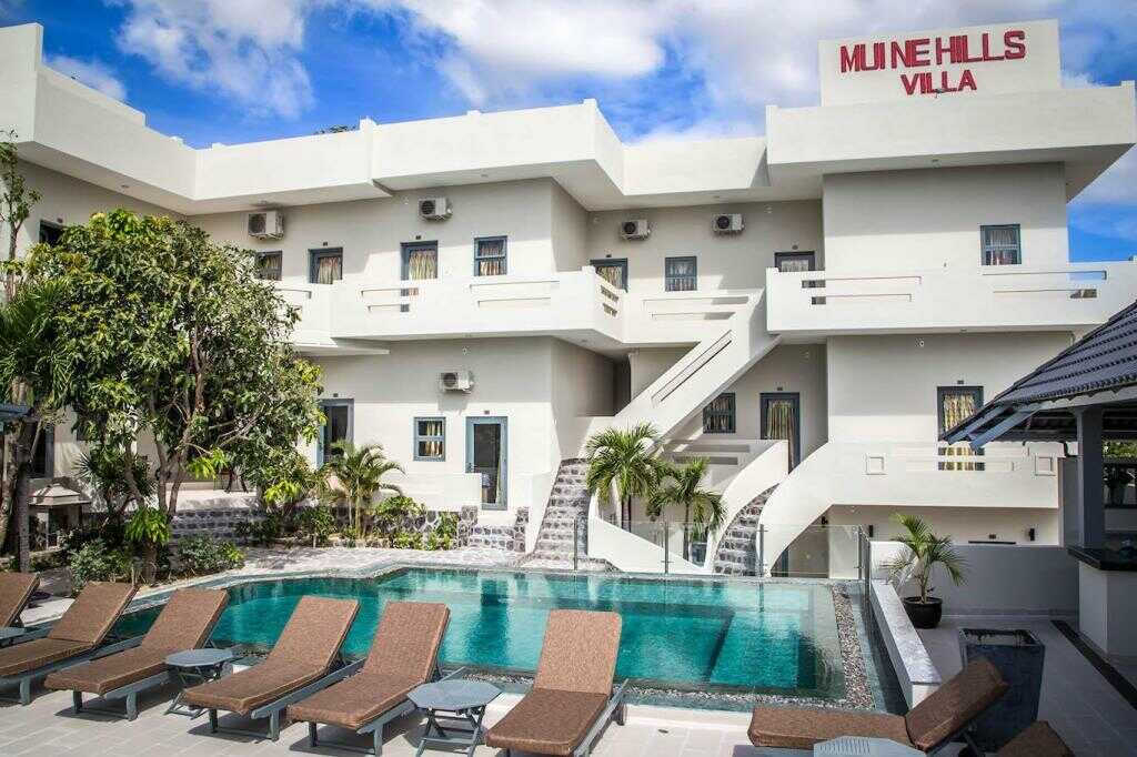 Thuê xe sài gòn đi Mui Ne Hills Bliss Hotel Phan Thiết