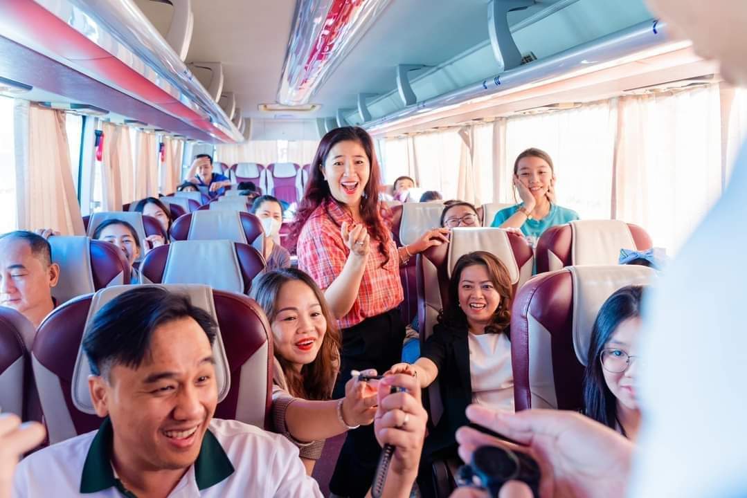 Phục vụ đưa đón khách tận nơi đi đến Mövenpick Resort Phan Thiết