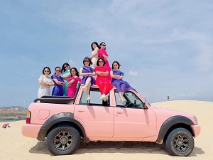 Xe bán tải Lan Cruiser (Vượt địa hình Đồi Cát)