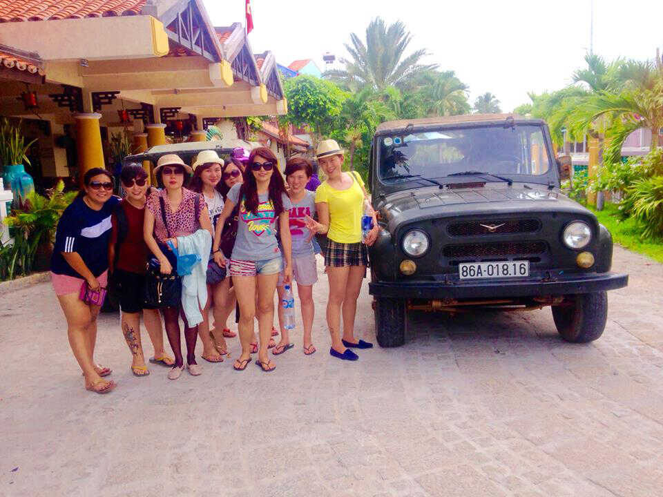 THUÊ XE ĐÀ LẠT ĐI MŨI NÉ - TRẢI NGHIỆM TOUR XE JEEP HẤP DẪN