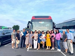 Dịch Vụ Cho Thuê Xe Limousine 19 Chỗ đi Cần Thơ
