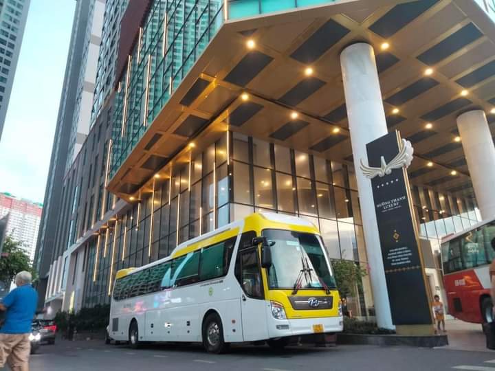 Cho Thuê xe Limousine 29 Chỗ Giá Rẻ tại Hà Nội